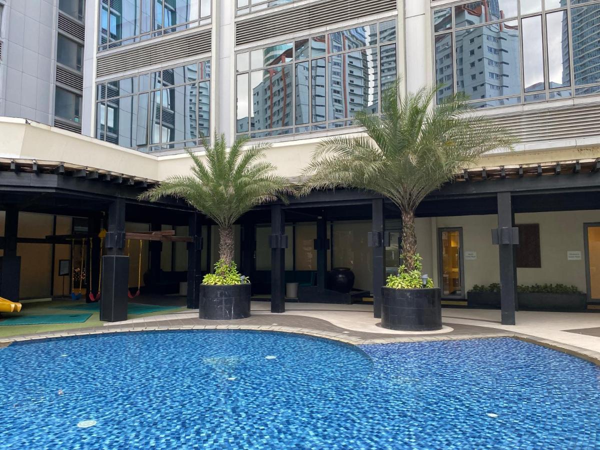 Апартаменты Penthouse Perfection Air Makati Манила Экстерьер фото