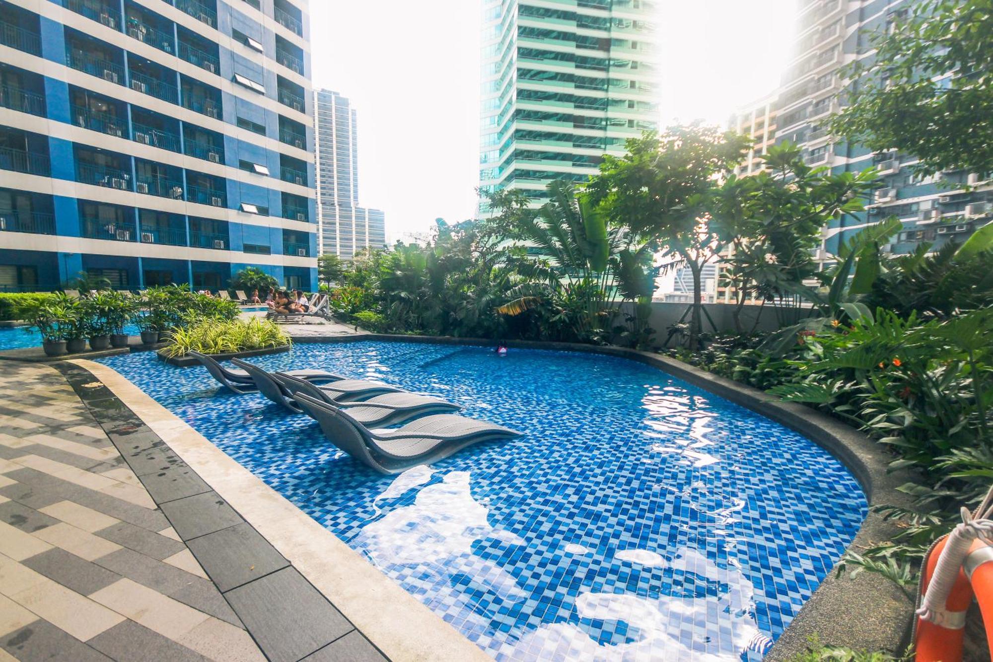 Апартаменты Penthouse Perfection Air Makati Манила Экстерьер фото